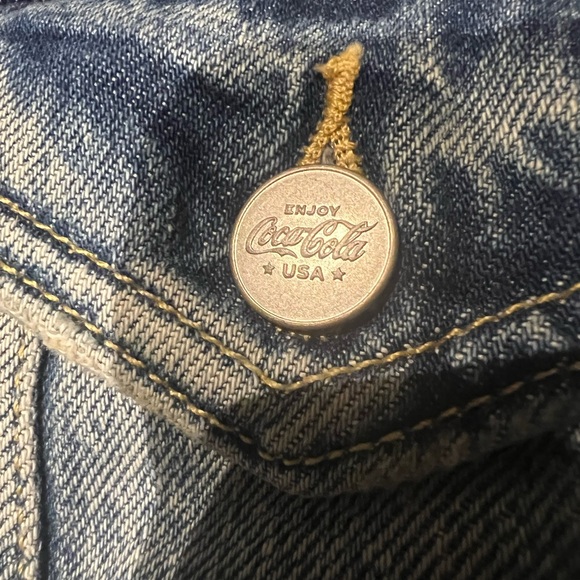 Lucky Brand Coca Cola Denim Trucker Jean Jacket Size Mens Small (U2) - Picture 5 of 9